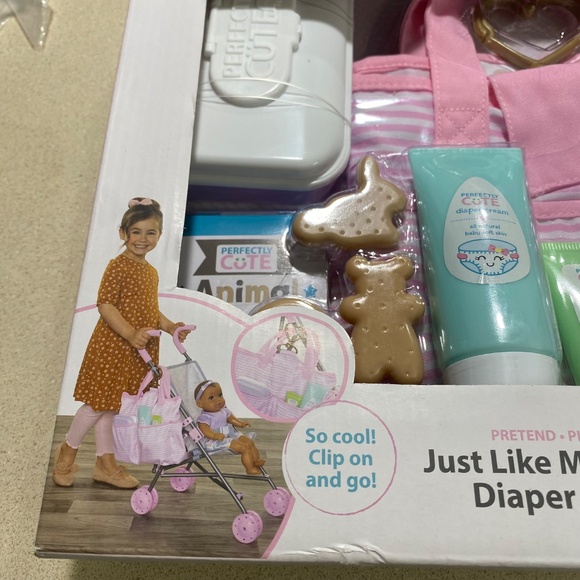 Perfectly Cute Just Like Mommy Baby Doll Pretend Diaper Bag Play Set 12 PCS  NEW - Picture 3 of 7